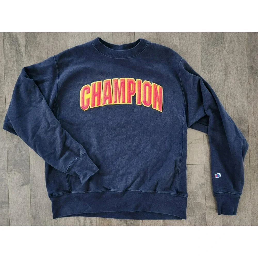 Vintage Champion Reverse Weave Navy Blue Spellout Gold Crewneck Sweatshirt Sz M - Picture 1 of 7